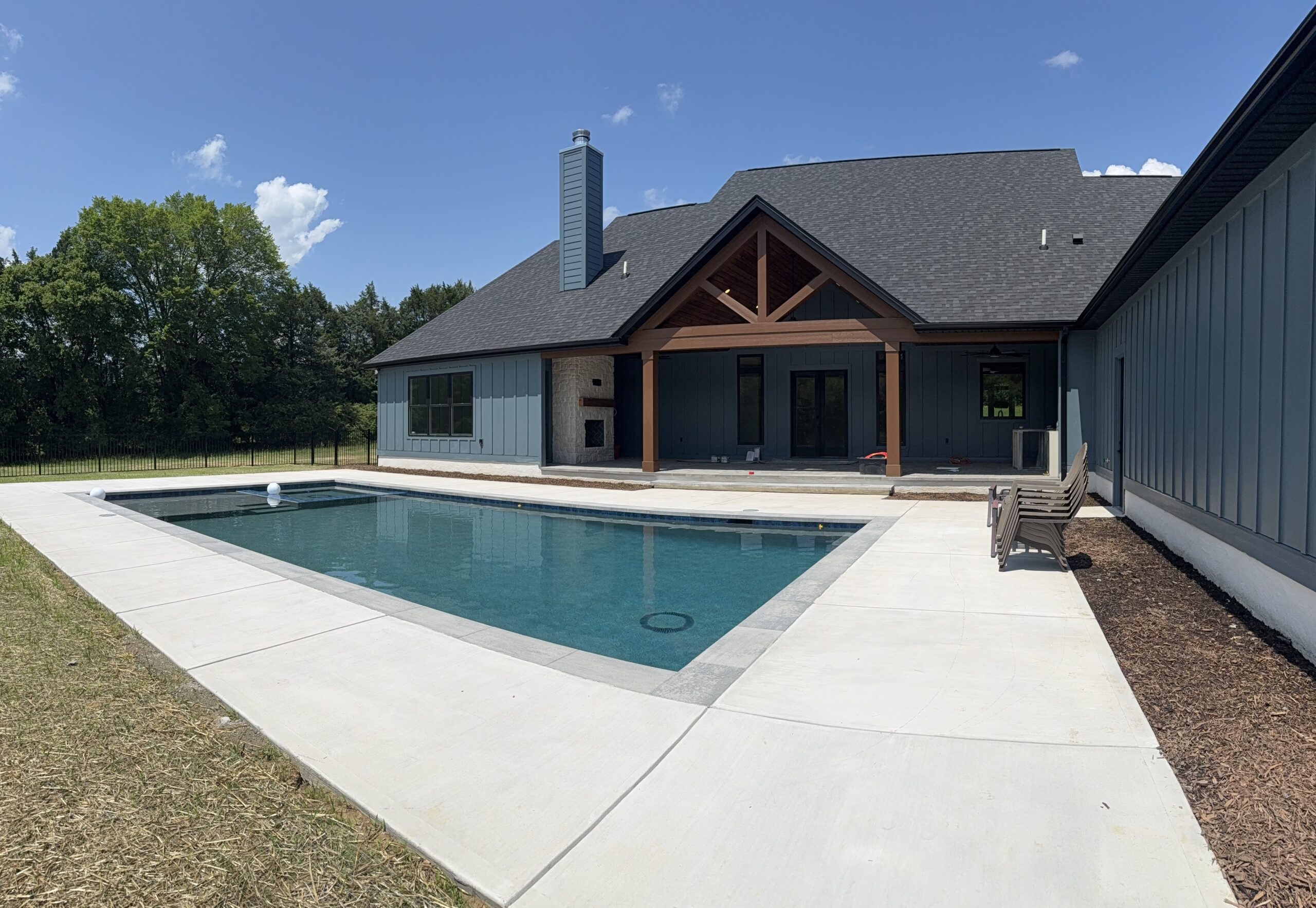 The Stone Group Outdoor Specialist Inc in New London, NC